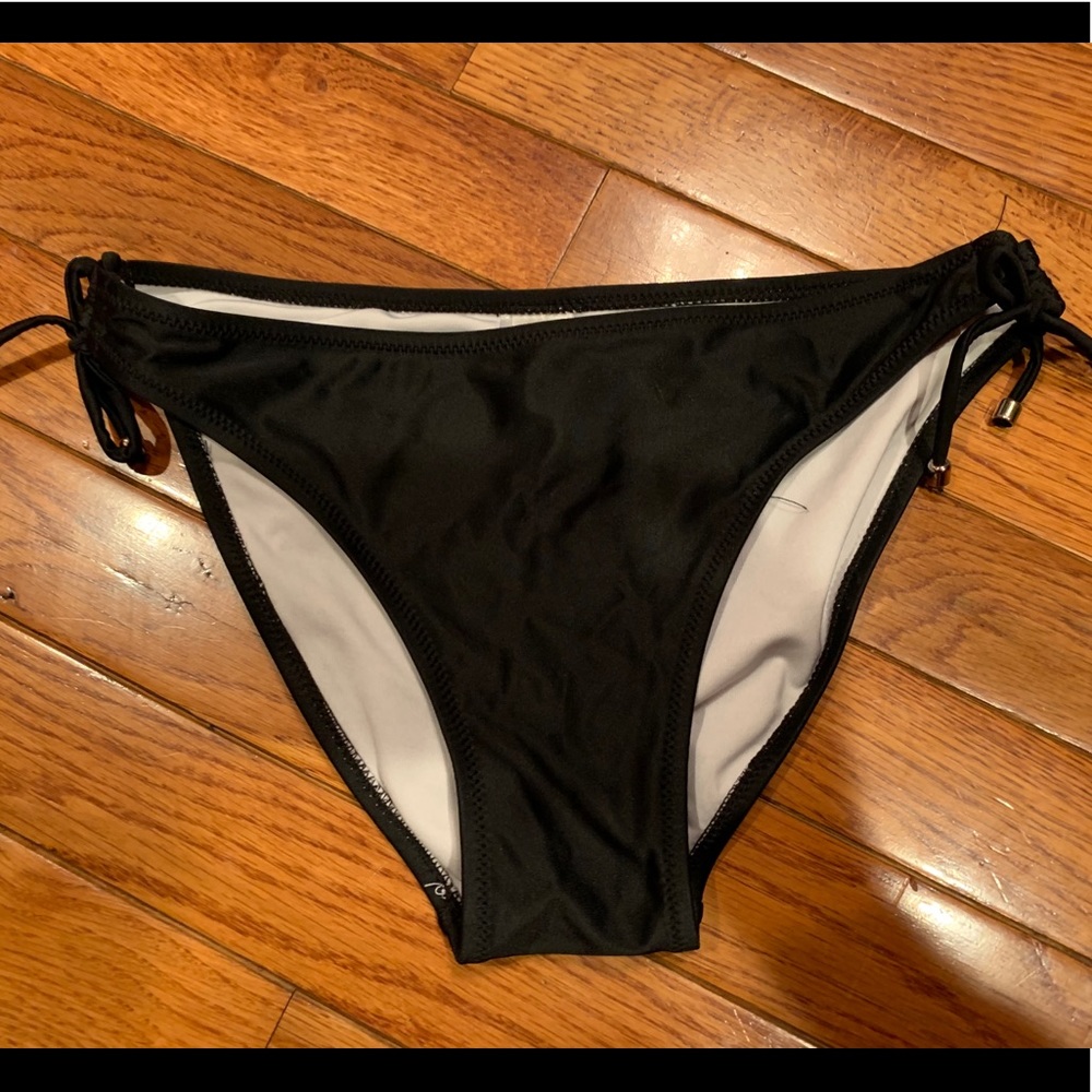 Huge sale - Hot bikini bottoms